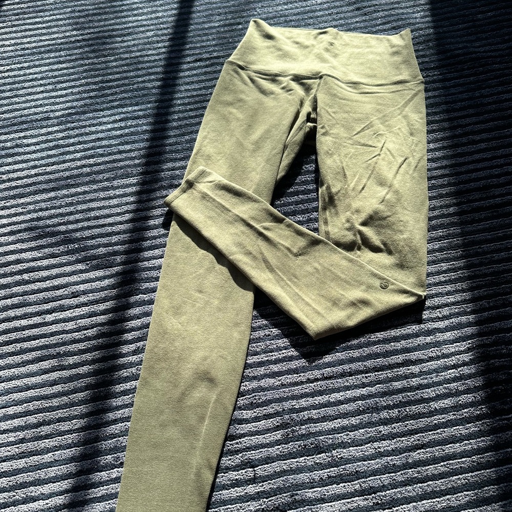 Lululemon Sage Green Yoga Leggings